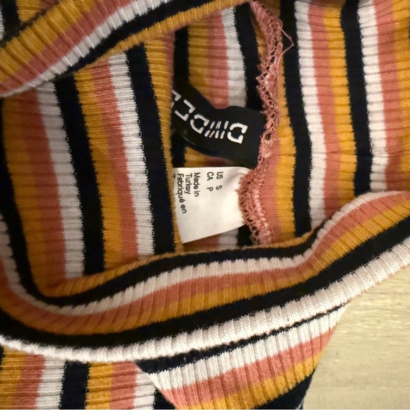 Divided Mock Neck Y2K Striped Long Sleeve Crop Top - Picture 3 of 5